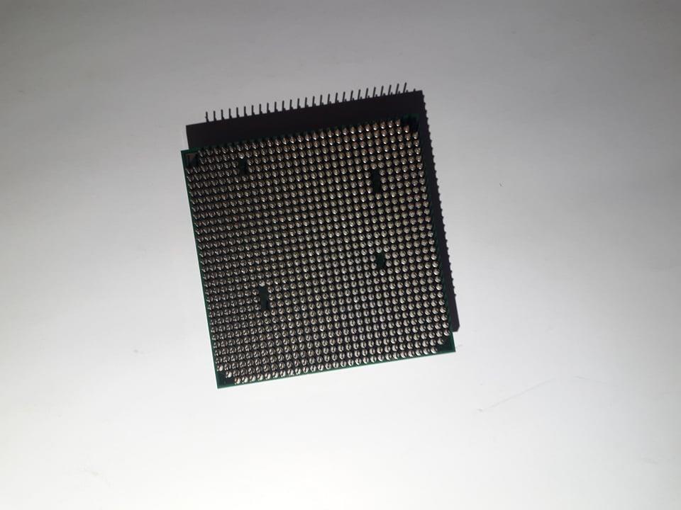 -Intel-Athlon-II-