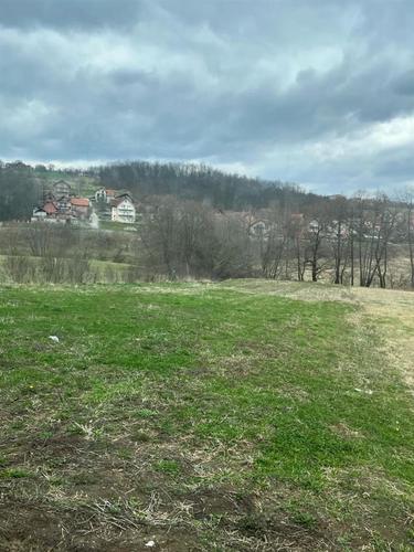 Prodajem plac 