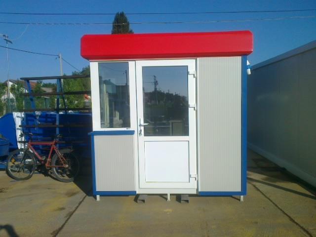 Portirnice sa ukrasnom Atikom