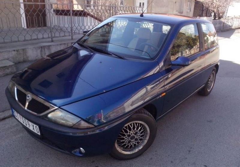 Lancia-Ypsilon-1-4-plin--97