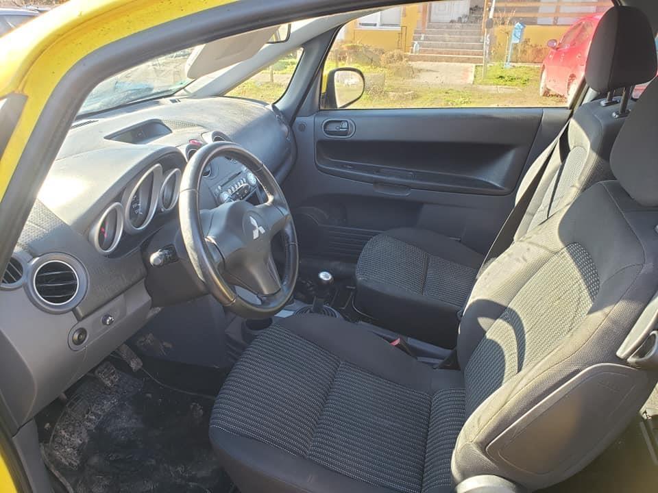 Mitsubishi-Colt