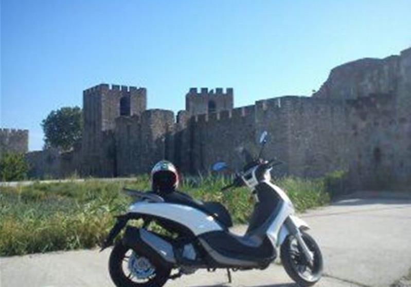Piaggio-Beverly--12