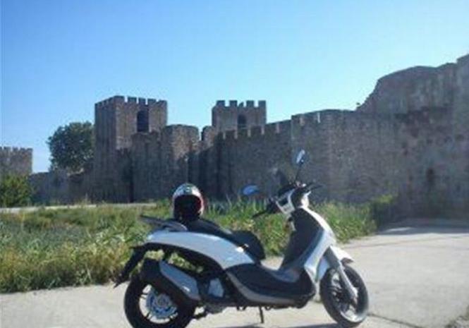 Piaggio Beverly -12