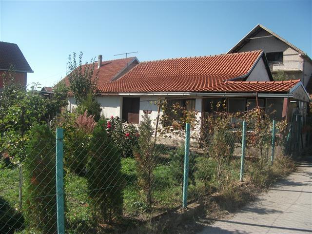 kuca od 120m2 u Borci