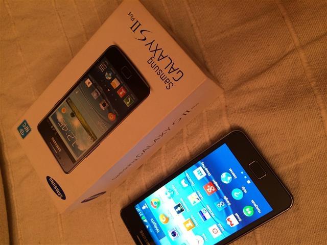 Samsung Galaxy S2 Plus garancija, extra!