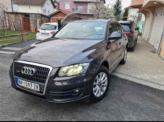 AUDI Q5 2.0 TDI quattro