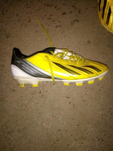 Prodajem kopacke Adidas