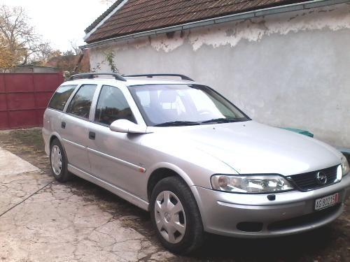 Opel-Vectra--01