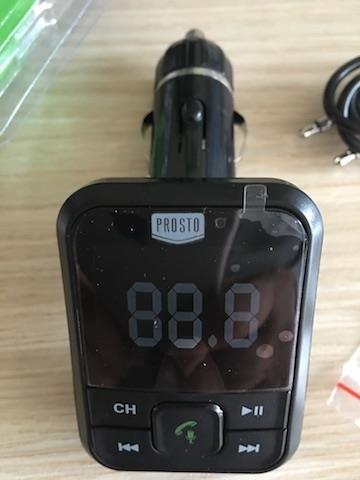 Bluetooth-FM-transmiter-MP3