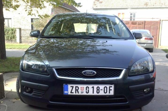 Ford-Focus--05