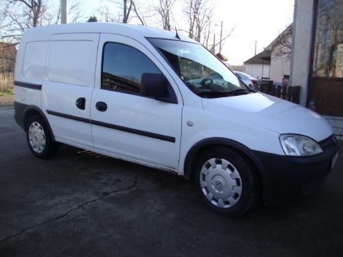 Opel-Combo--06