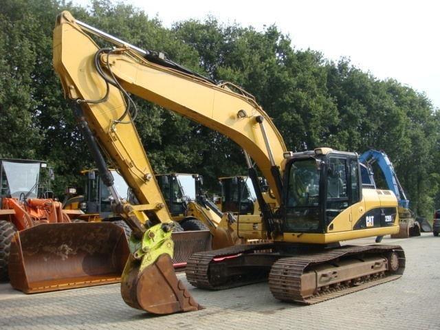Caterpillar 320DL bager