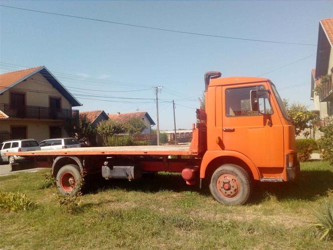 Zastava 621 HITNO!!!!