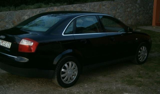 Audi-A4---04