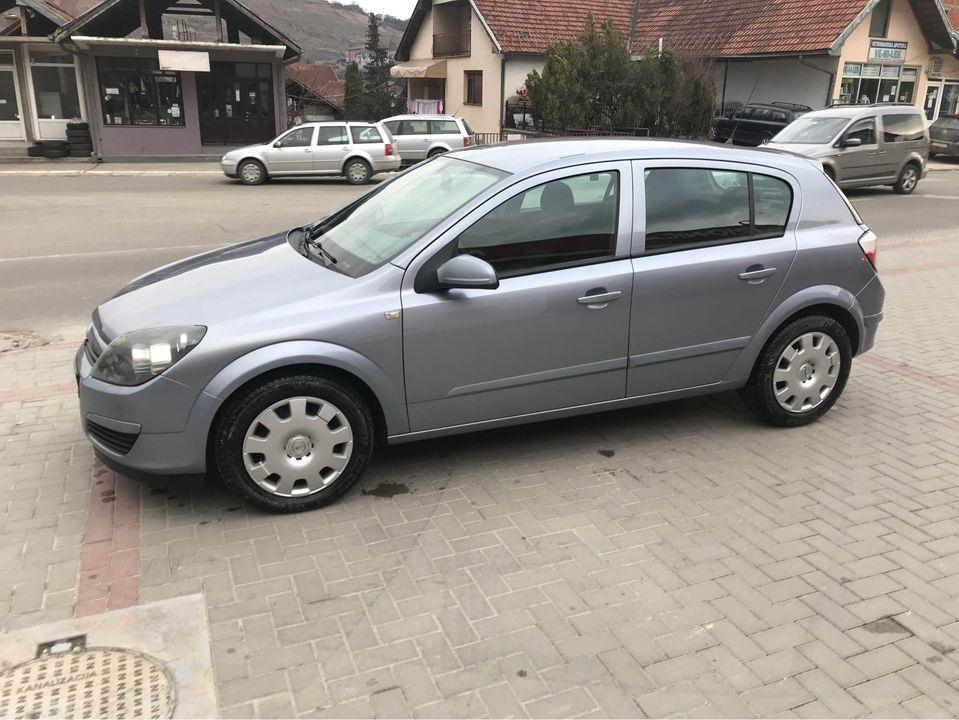 Opel-Astra-1-7-cdti