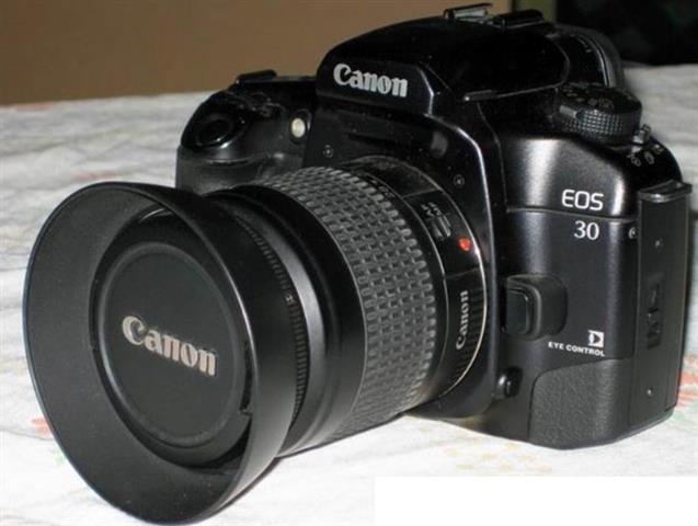 Canon EOS 30+ 28-80