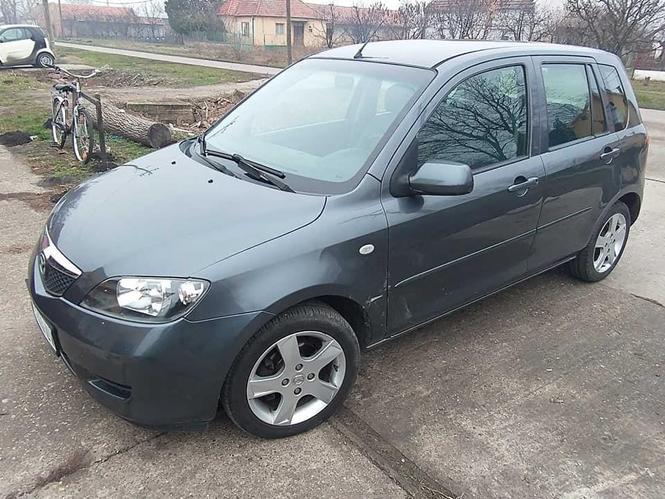 Mazda 2
