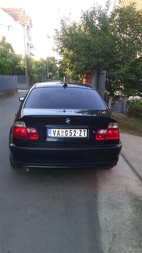 BMW 320 -01