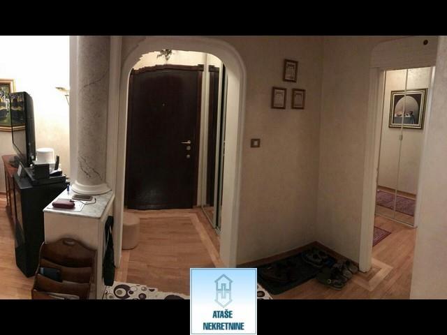 Yu-Biznis-Centar-Bul-Mihajla-Pupina-lux-126m2
