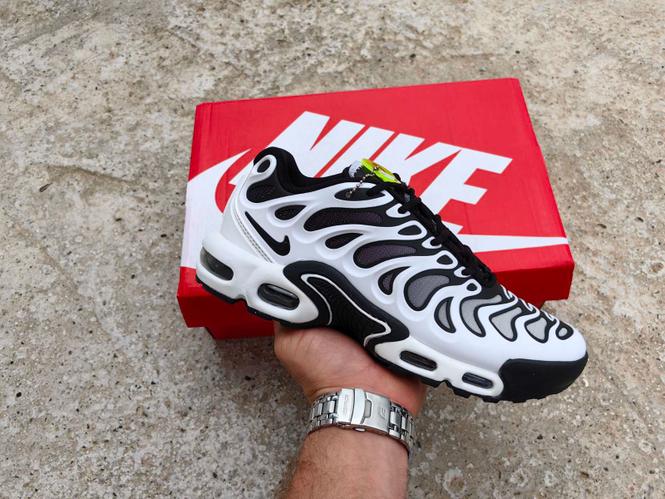 Nike Air Max Plus TN Drift Panda