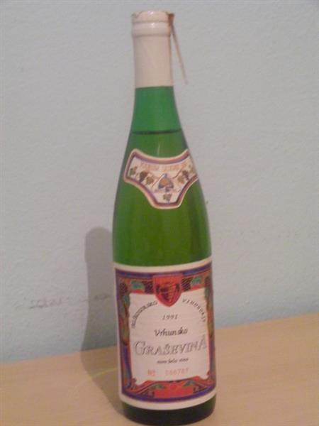 VINA--STARA-24-GODINE