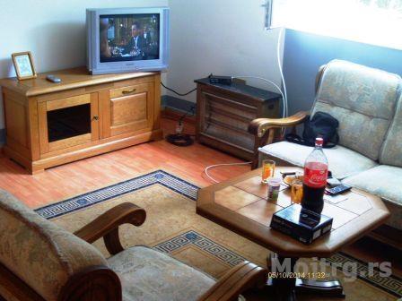 Izdavanje Stana Zemun 70m2 Beograd