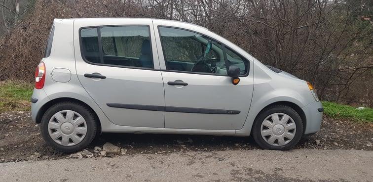 2004-Renault-modus