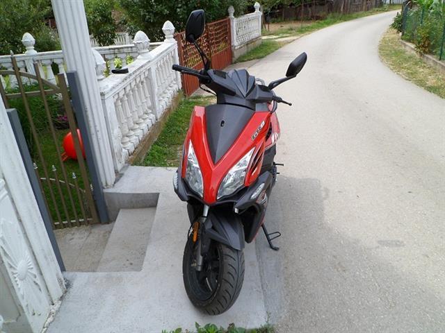 Motor