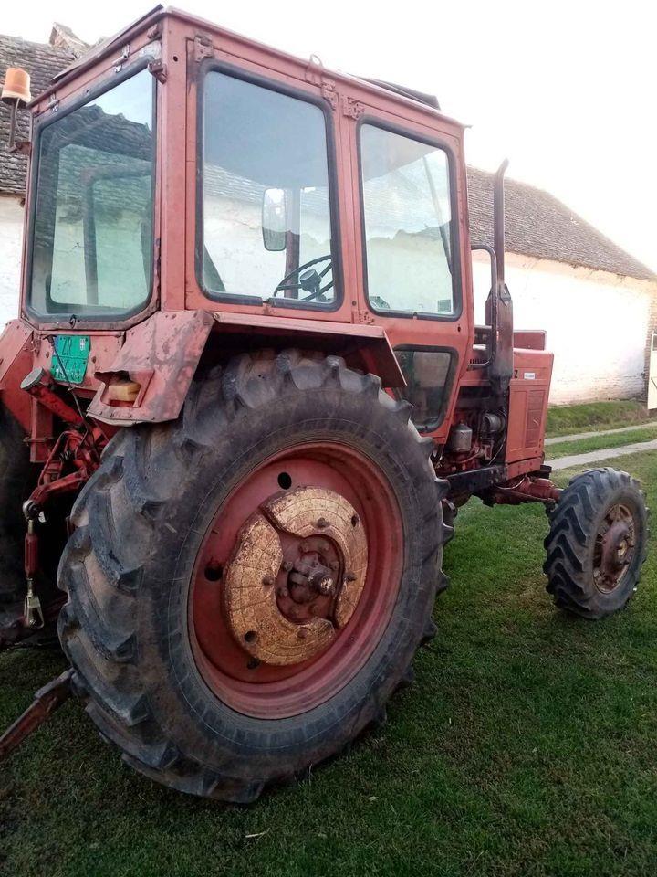 Prodajem-traktor-belarus-mtz-552
