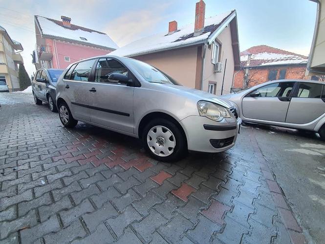 VW POLO