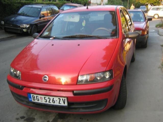 Fiat-Punto--02