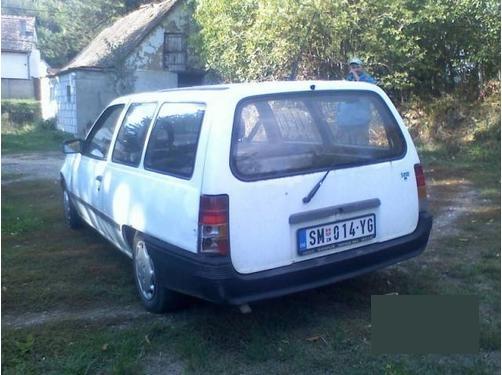 Opel-Kadett--89