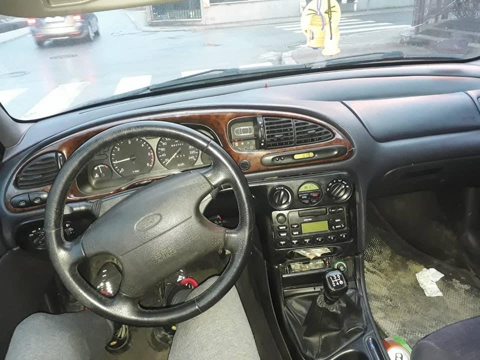 Ford-mondeo