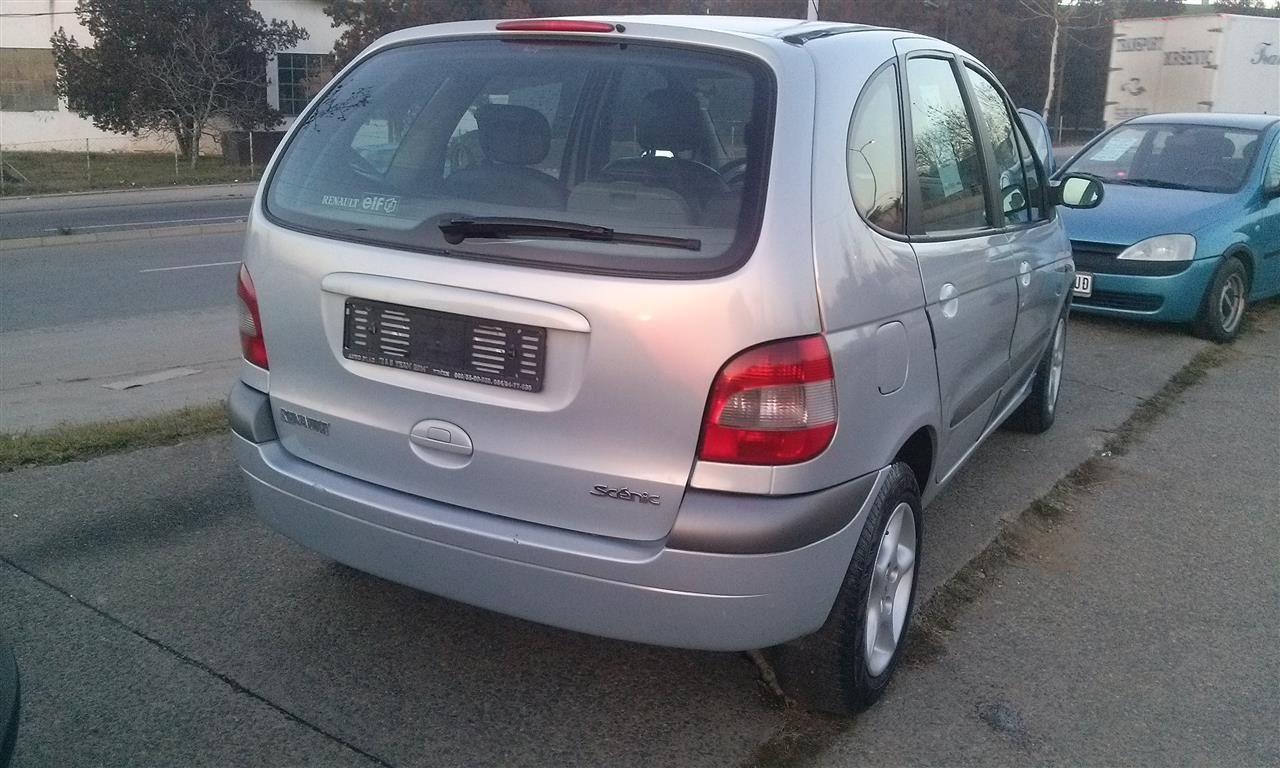 Renault-Scenic-1-9-dizel--01