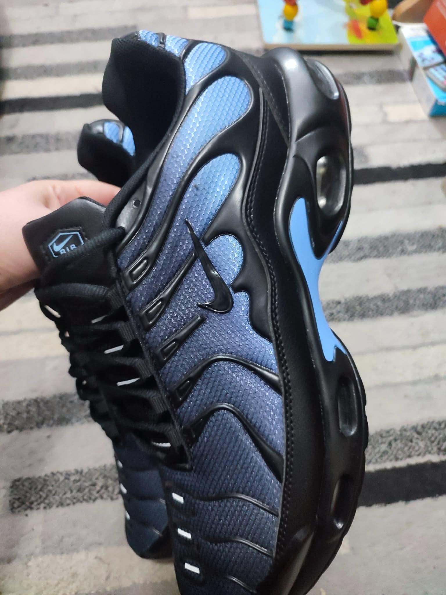 Patike-Nike-tn