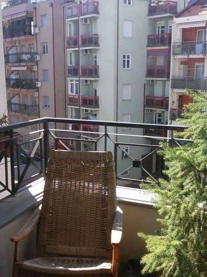 Stan-82m2-Beograd-odlican