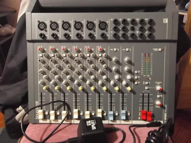 Soundcraft 10/2