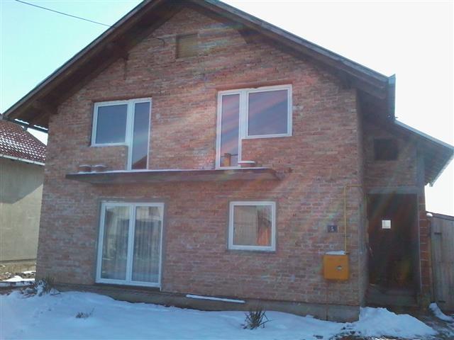 Kuca-u-Novom-Sadu-na-prodaju