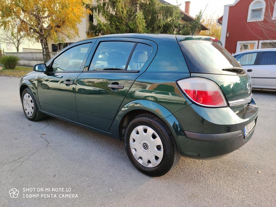 Opel-Astra-H