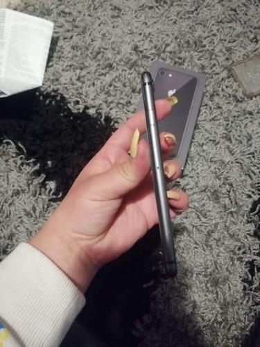 iPhone 8 64 G