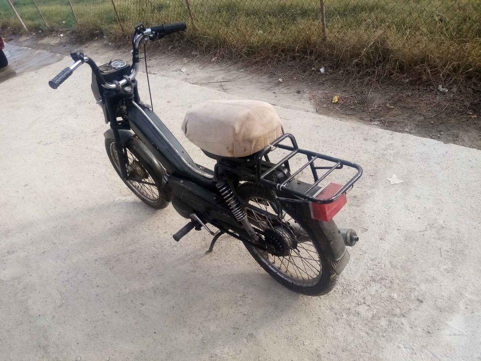 Tomos