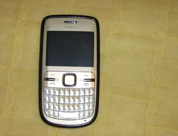 Nokia C 3 00
