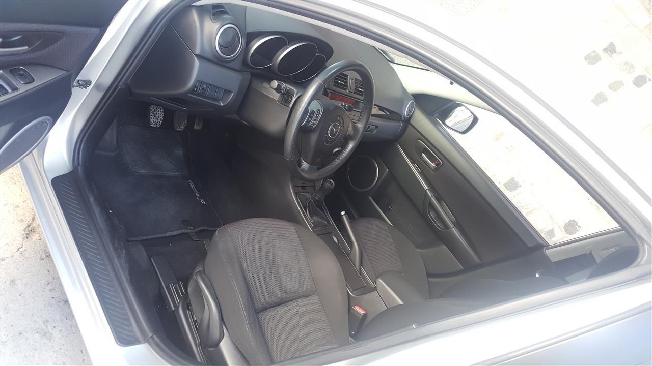Mazda-3--07