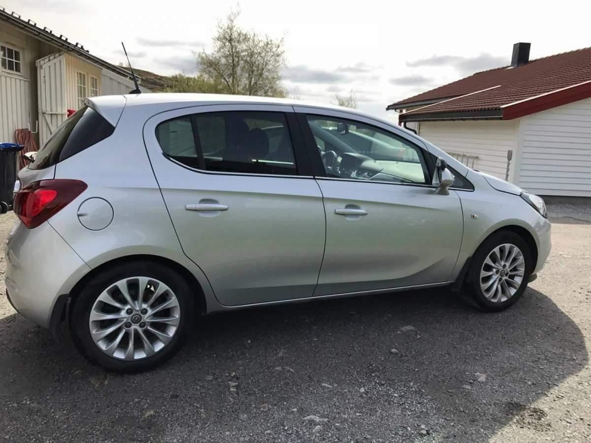 Vente-de-voiture-d-occasion-