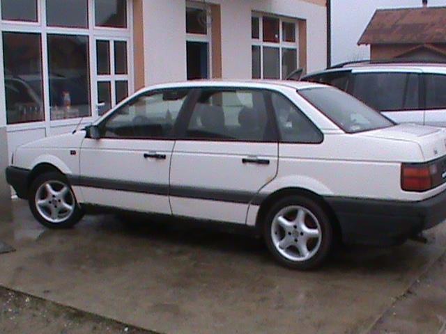 WV Passat -93
