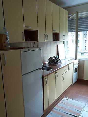 2.5 stan 65m2 u Sarajevskoj