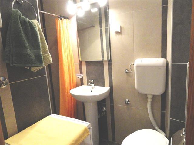 Menjam-Beograd-centar-za-Boku-Kotorsku-Risan
