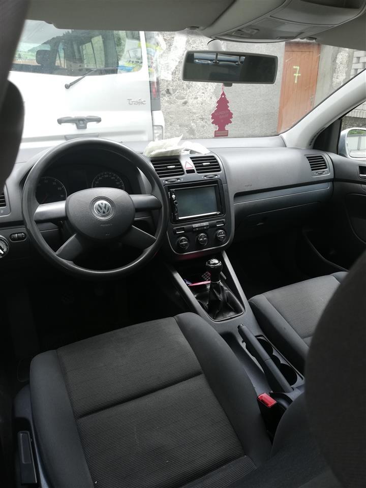 VW-Golf-5-