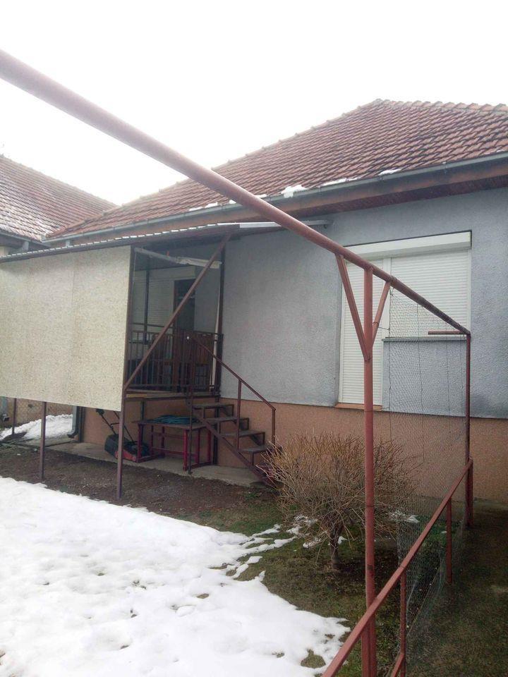 Kuće-na-prodaju
