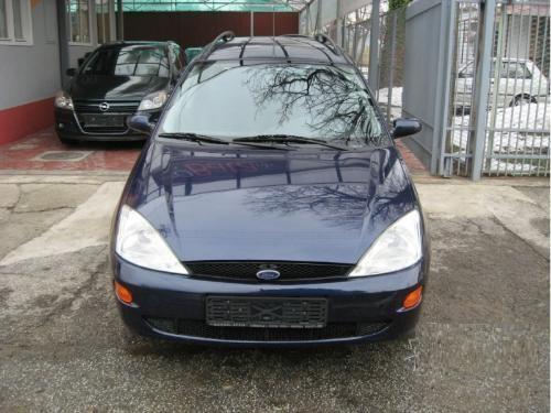 Ford Focus 1,8 16v -00